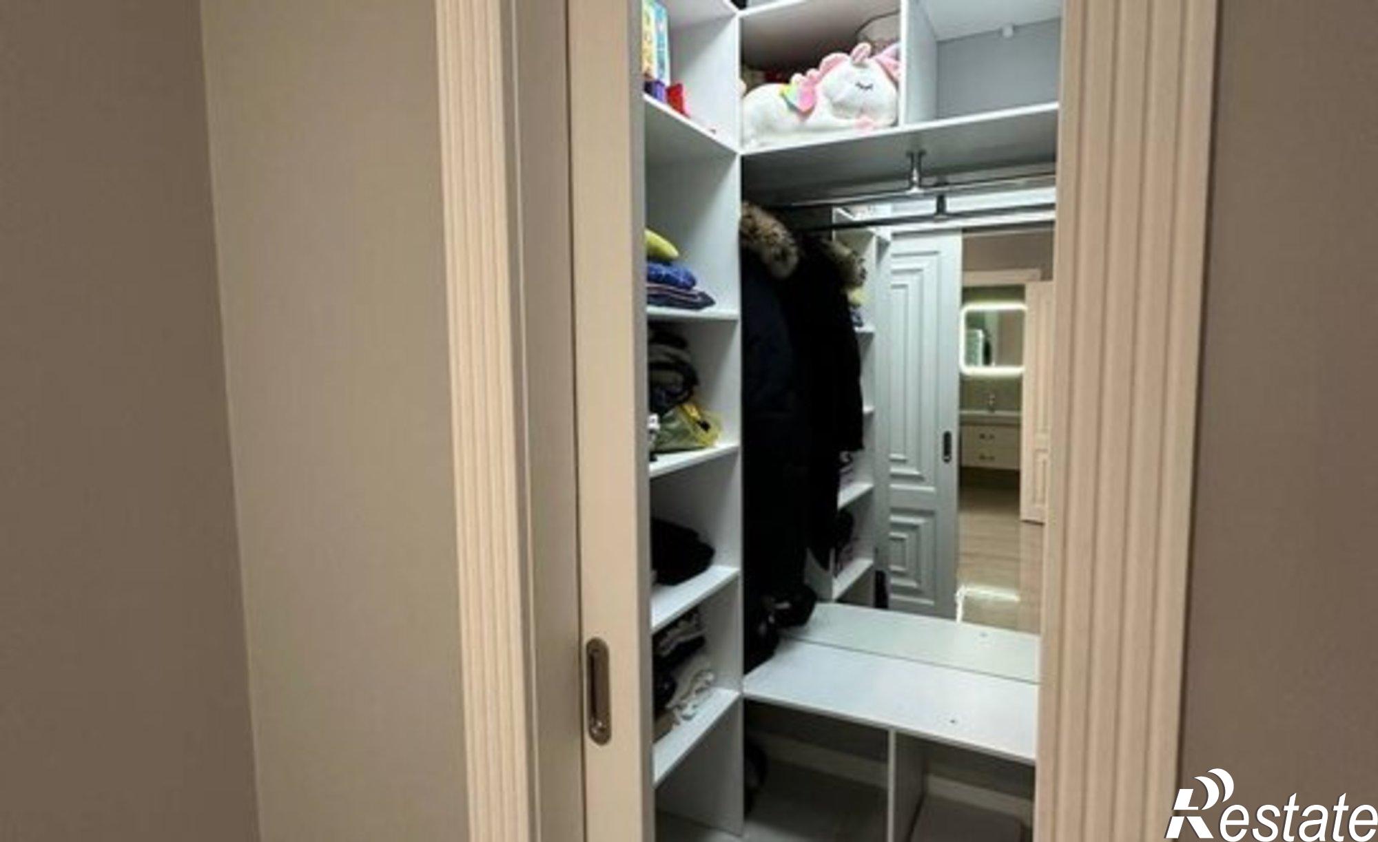 Купить квартиру за 7 650 000 рублей на проспект Михаила Николаева, 13 к2