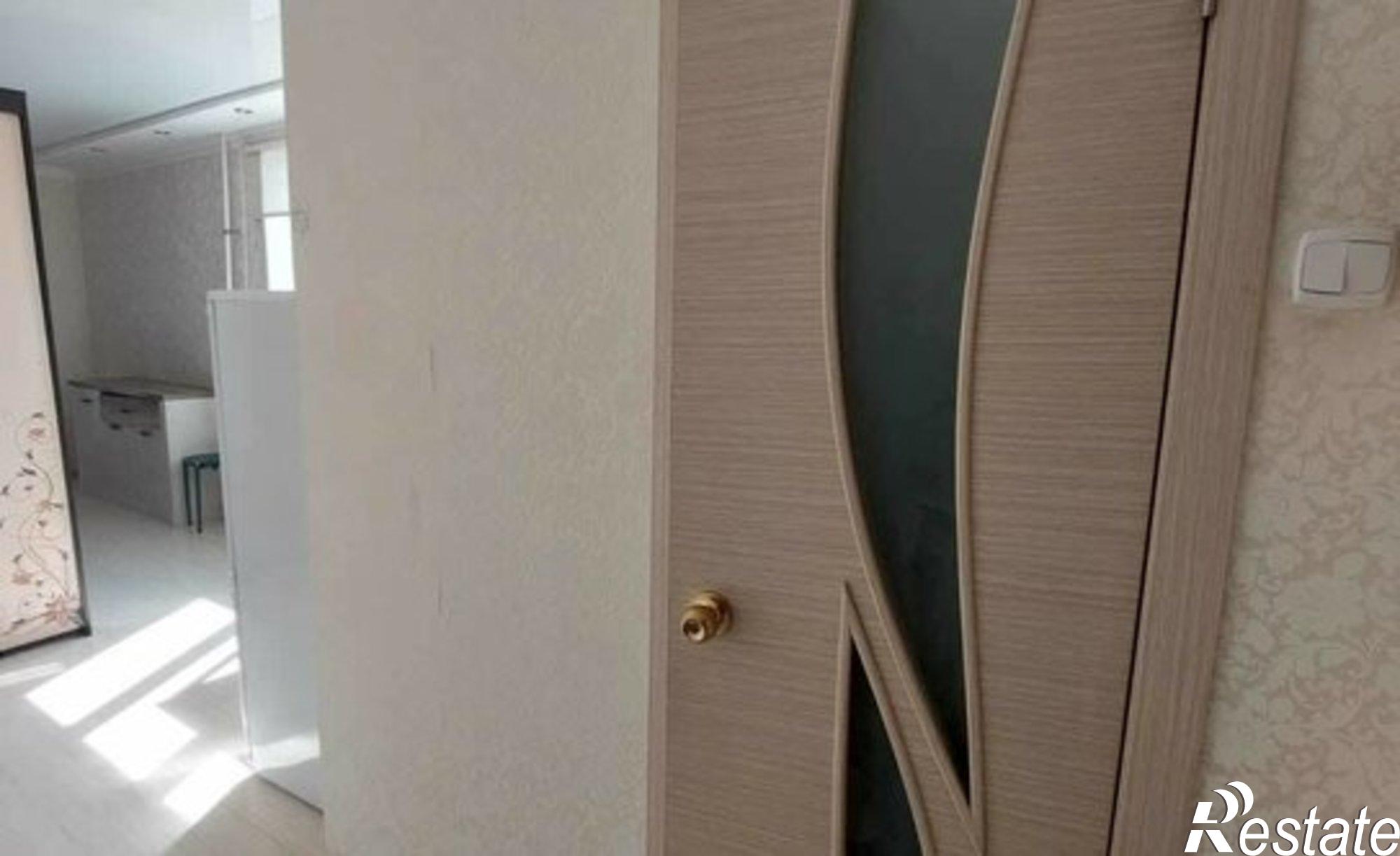 Купить квартиру за 2 500 000 рублей на улица Красильникова, 4/7