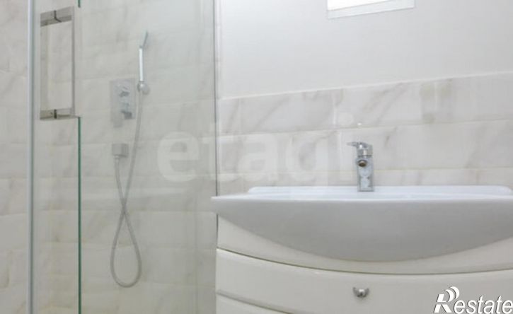 2-комн квартира улица Дзержинского, 11,  д. 11