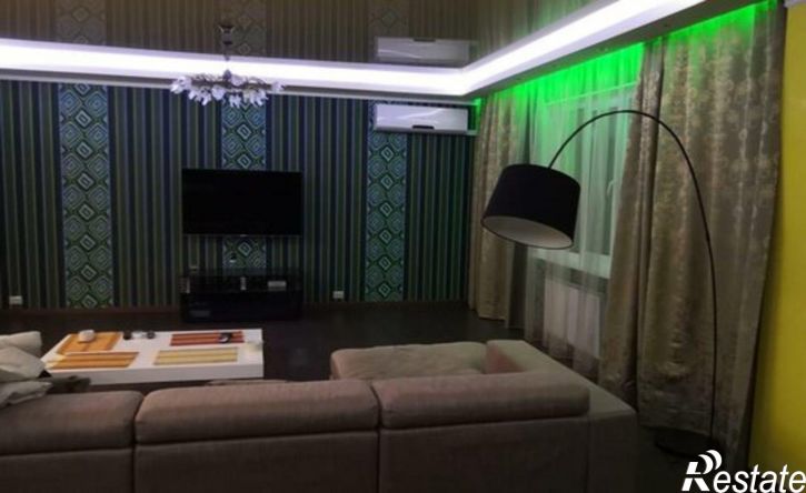 3-комн квартира улица Чехова, 35,  д. 35