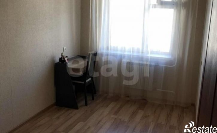 3-комн квартира ул Каландаришвили, 38/4,  д. 38/4