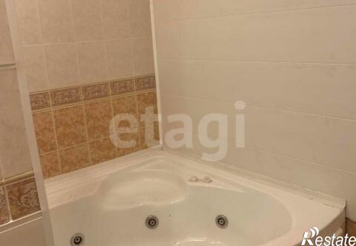 3-комн квартира Октябрьская улица, 27/5,  д. 27/5