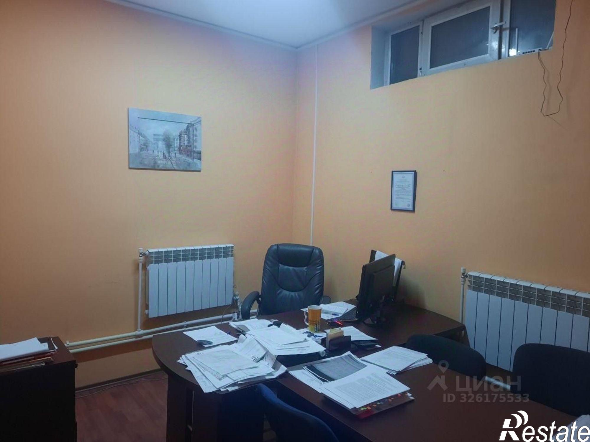 Купить офис, помещение под офис за 13 600 000 рублей на ул Ларионова, 10