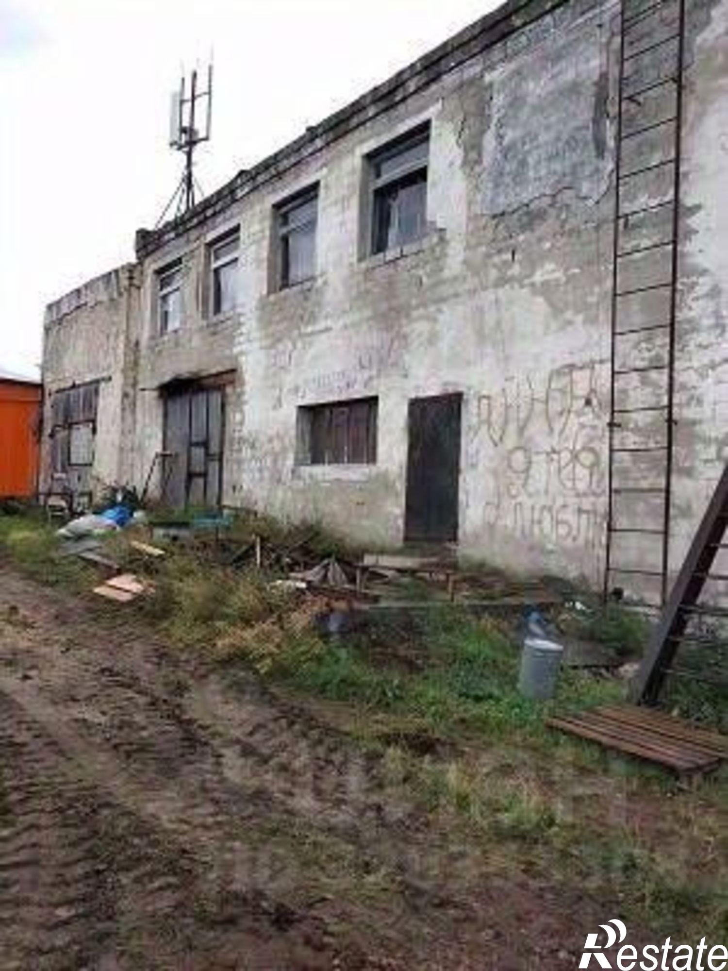 Купить производственную площадь за 15 000 100 рублей на ул Строда, 10