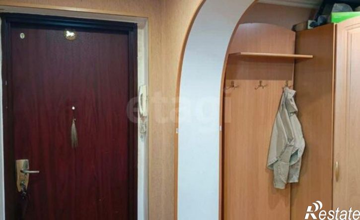 4-комн квартира улица Дзержинского, 9,  д. 9