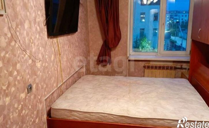 4-комн квартира улица Дзержинского, 9,  д. 9