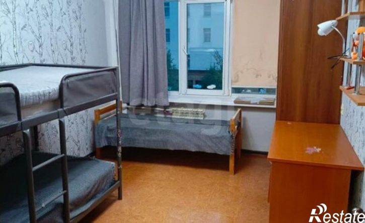 4-комн квартира улица Дзержинского, 9,  д. 9