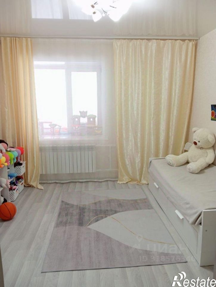 4-комн квартира улица Рихарда Зорге, 11/1,  д. 11/1