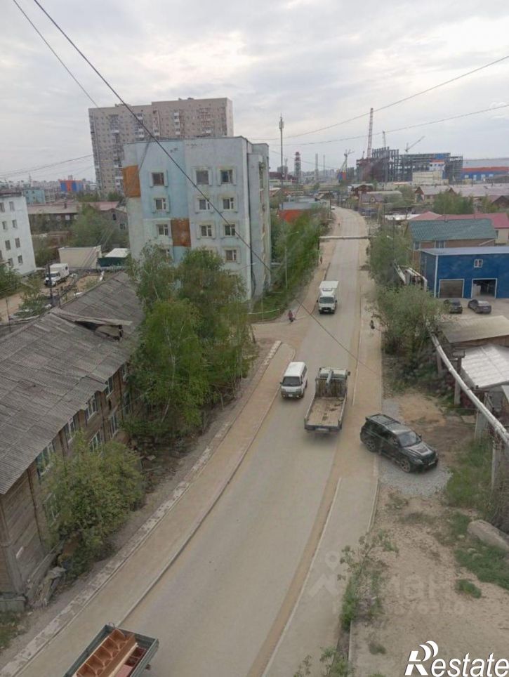 4-комн квартира улица Рихарда Зорге, 11/1,  д. 11/1