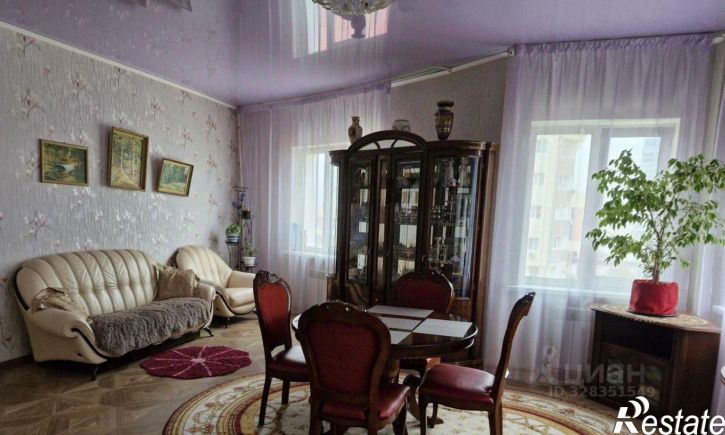 3-комн квартира улица Ларионова, 8,  д. 8