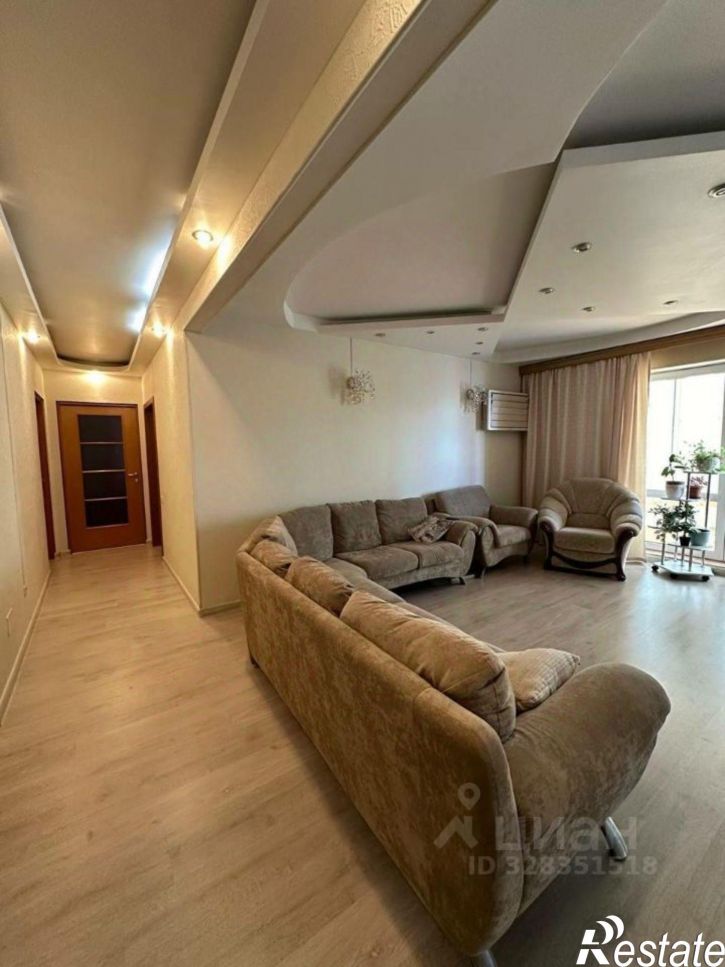 4-комн квартира улица Орджоникидзе, 43,  д. 43