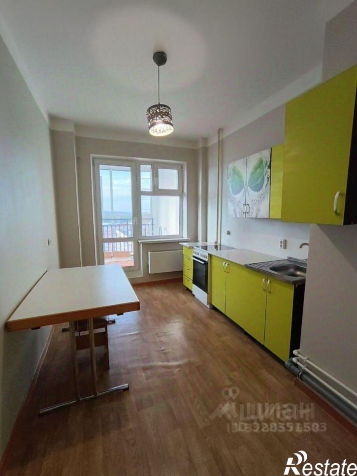 3-комн квартира улица Лермонтова, 102,  д. 102