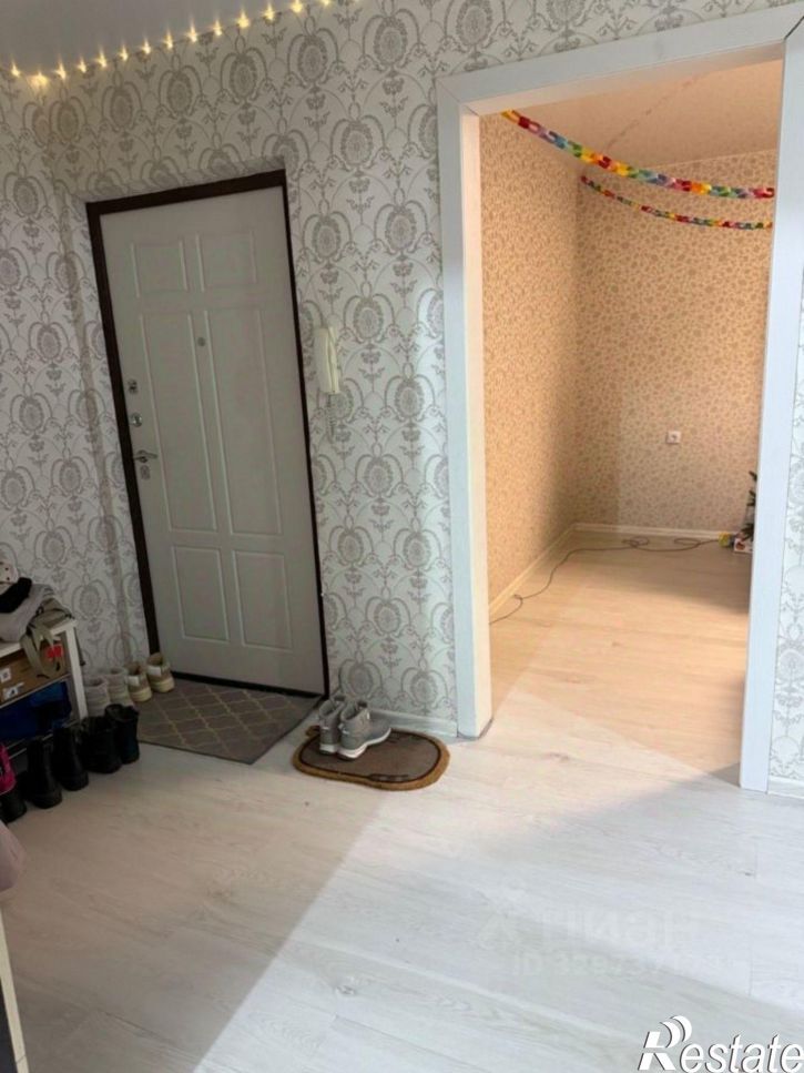 4-комн квартира улица Петра Алексеева, 12/2,  д. 12/2