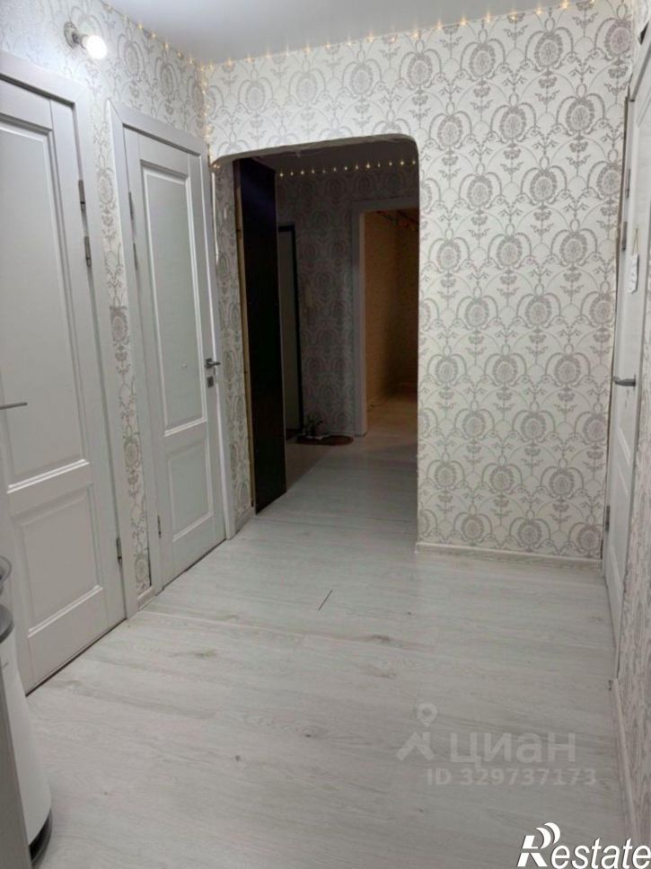4-комн квартира улица Петра Алексеева, 12/2,  д. 12/2