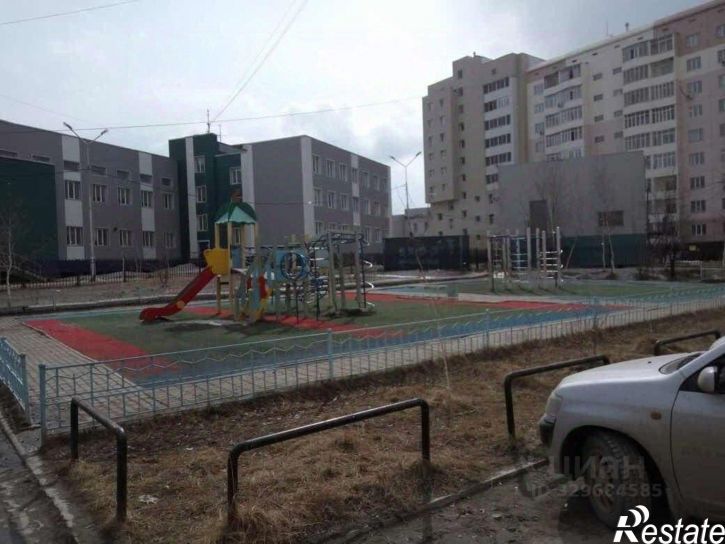 3-комн квартира ул Петровского, 10/2,  д. 10/2