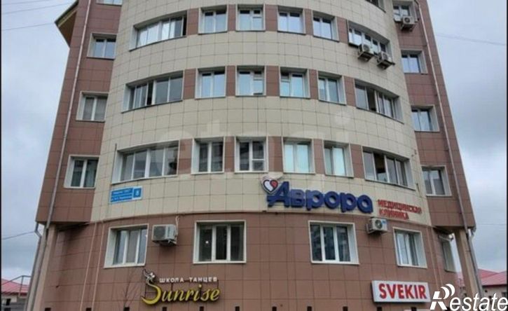 3-комн квартира ул Ларионова, 8,  д. 8