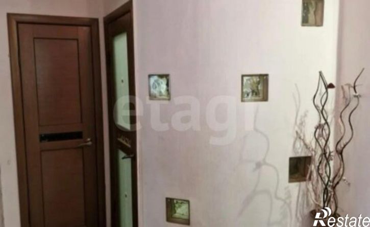 3-комн квартира ул Ларионова, 8,  д. 8