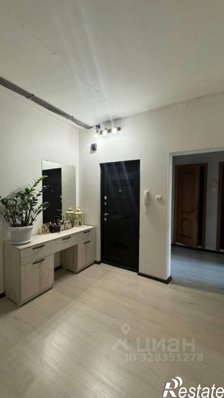 3-комн квартира ул Хабарова, 11,  д. 11
