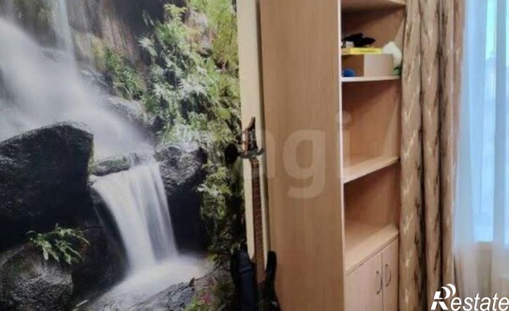 4-комн квартира ул Дзержинского, 15,  д. 15