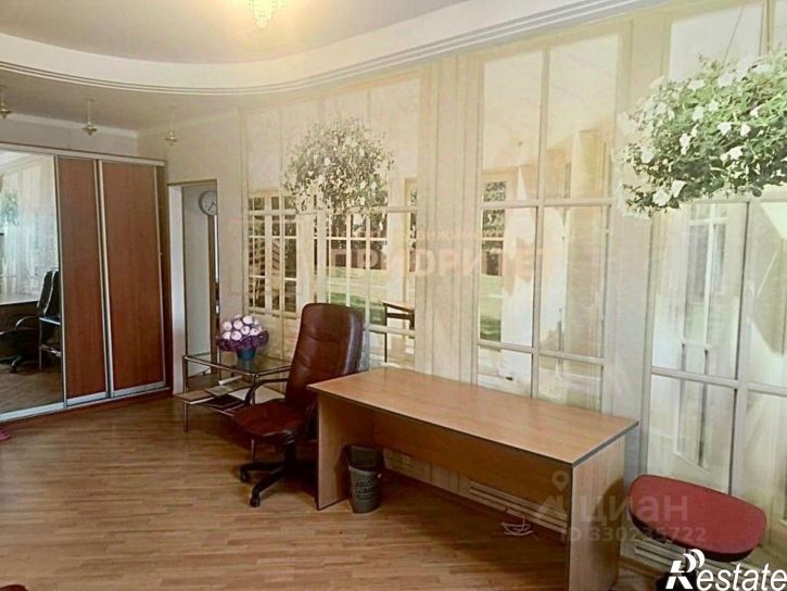 3-комн квартира улица Кирова, 19 к1,  д. 19 к1