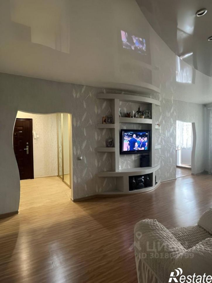 3-комн квартира улица Фёдора Попова, 17/1,  д. 17/1