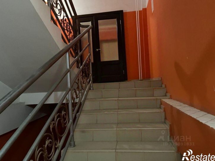 2-комн квартира улица Пояркова, 13/1,  д. 13/1