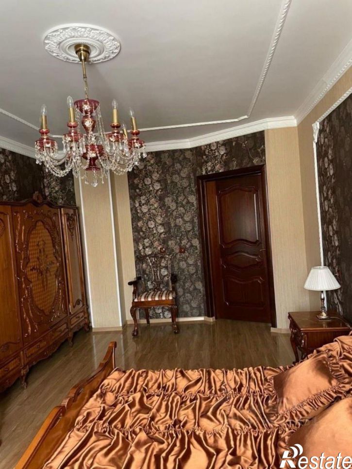 2-комн квартира улица Пояркова, 13/1,  д. 13/1