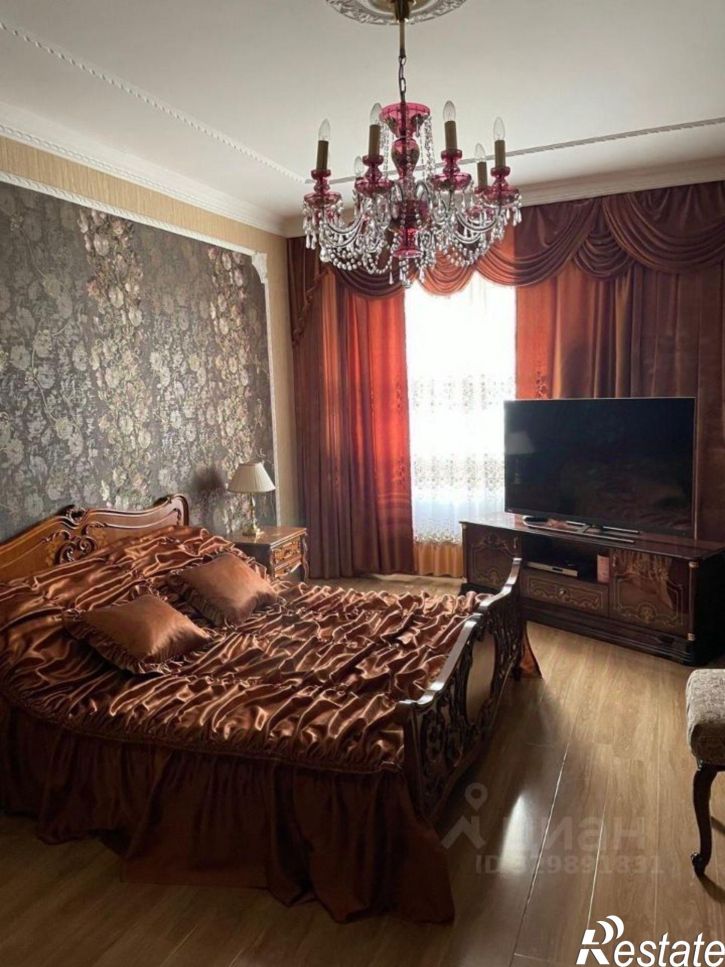 2-комн квартира улица Пояркова, 13/1,  д. 13/1