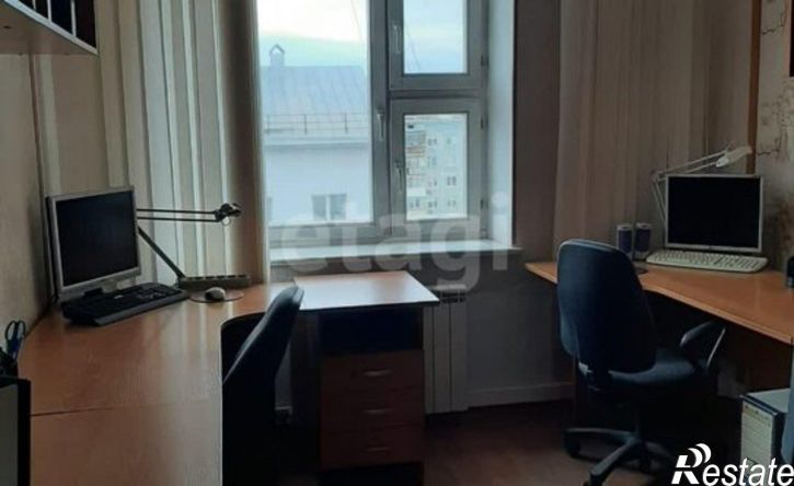 4-комн квартира ул Дзержинского, 26/1,  д. 26/1