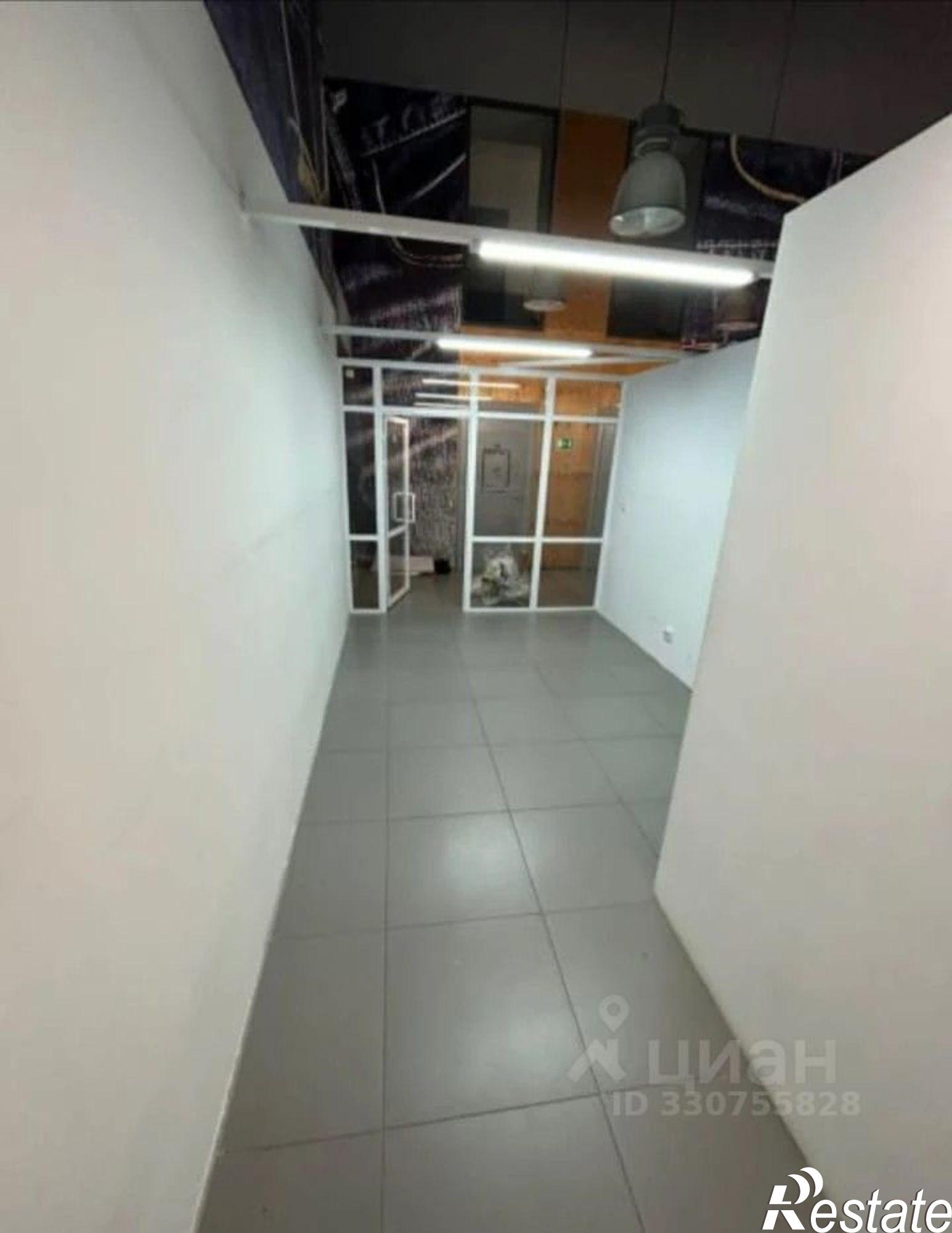 Купить торговое помещение за 244 048 рублей на проспект Ленина, 17