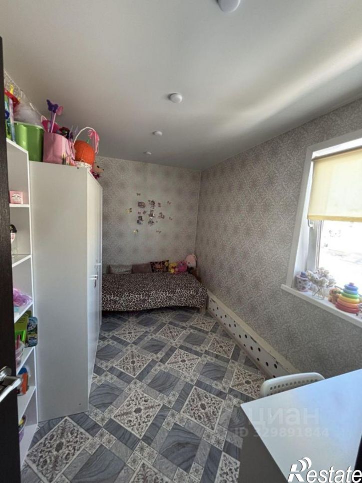 3-комн квартира улица Борисовка 1-й квартал, 22,  д. 22