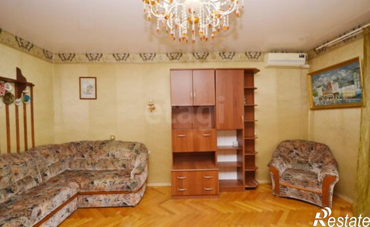 3-комн квартира улица Кирова, 21/3,  д. 21/3