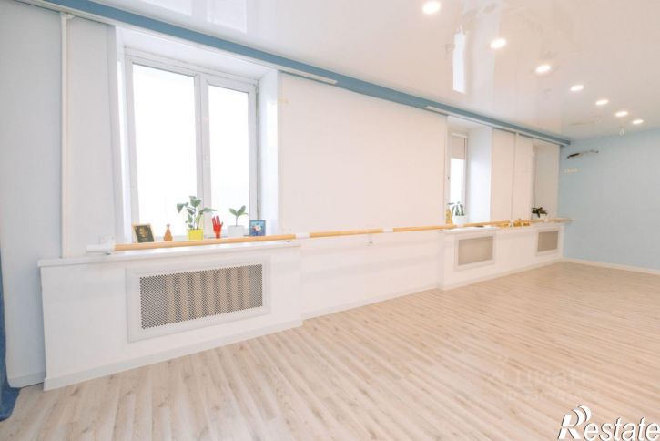 4-комн квартира улица Дзержинского, 1,  д. 1