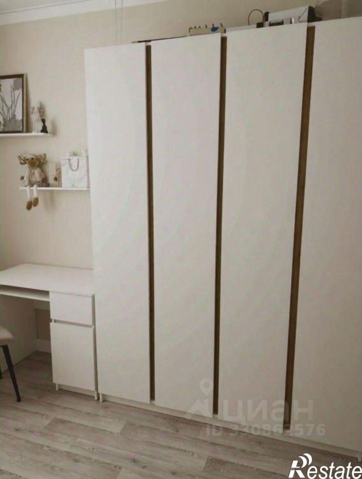 2-комн квартира улица Александра Захарченко, 13,  д. 13
