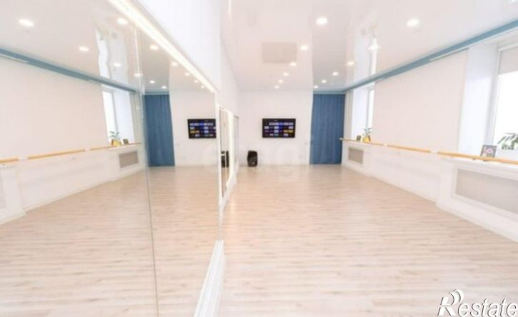 4-комн квартира улица Дзержинского, 1,  д. 1