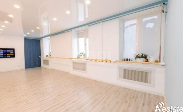 4-комн квартира улица Дзержинского, 1,  д. 1