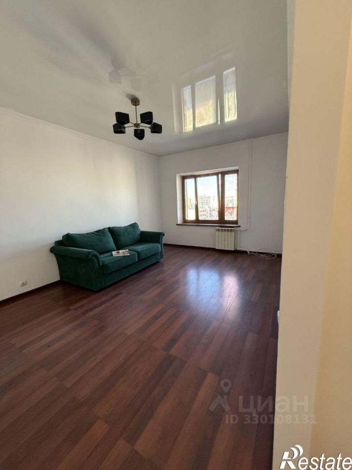 2-комн квартира улица Орджоникидзе, 50,  д. 50