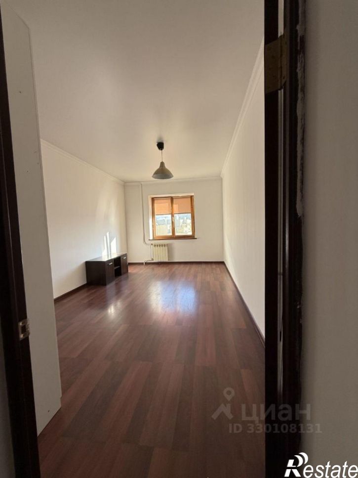 2-комн квартира улица Орджоникидзе, 50,  д. 50