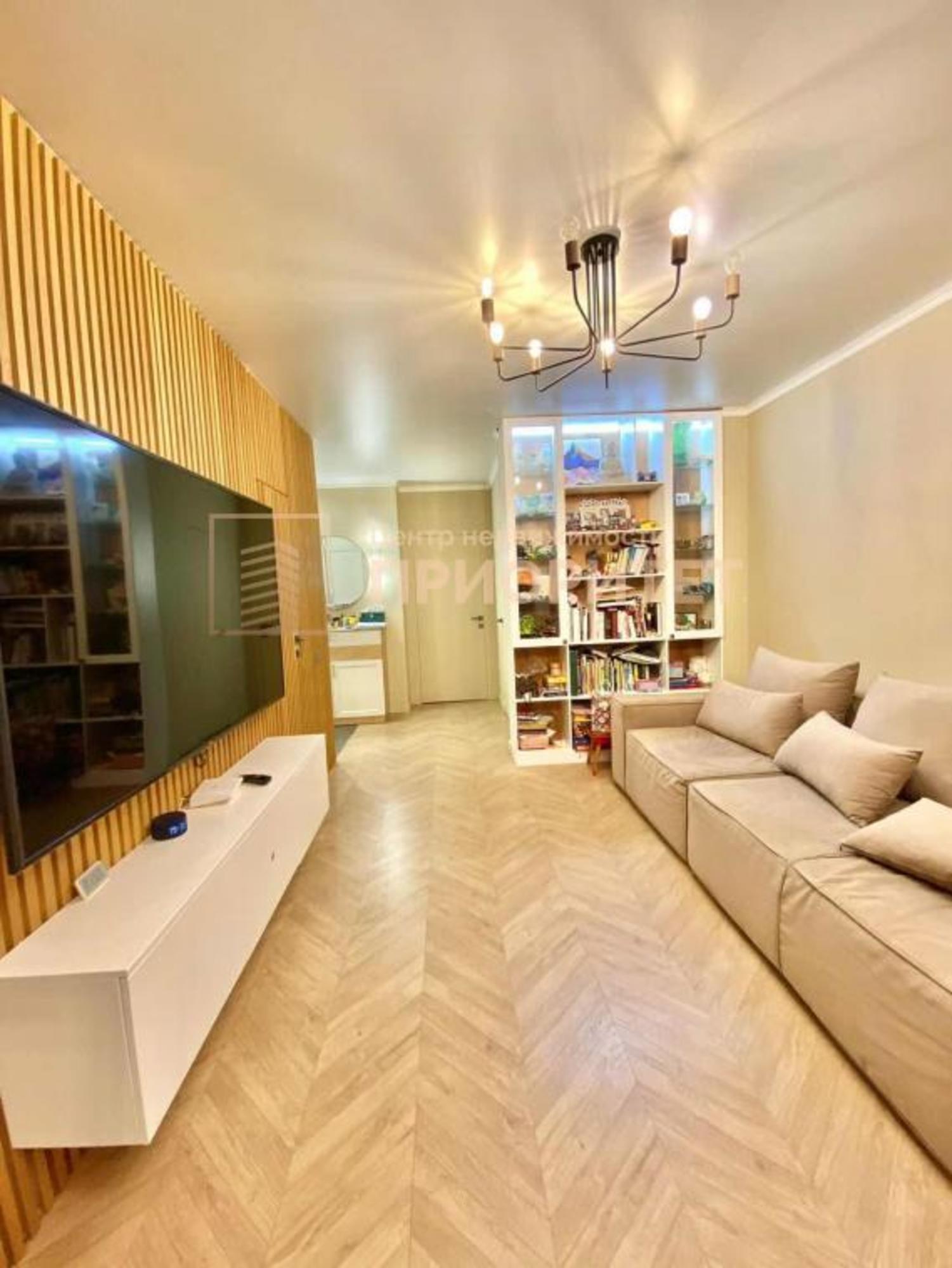 Купить квартиру за 13 500 000 рублей на Чкалова, 2