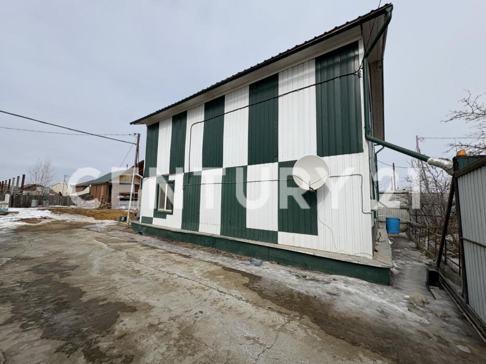 Купить дачу, дом, коттедж за 10 700 000 рублей на Пекарского, 53