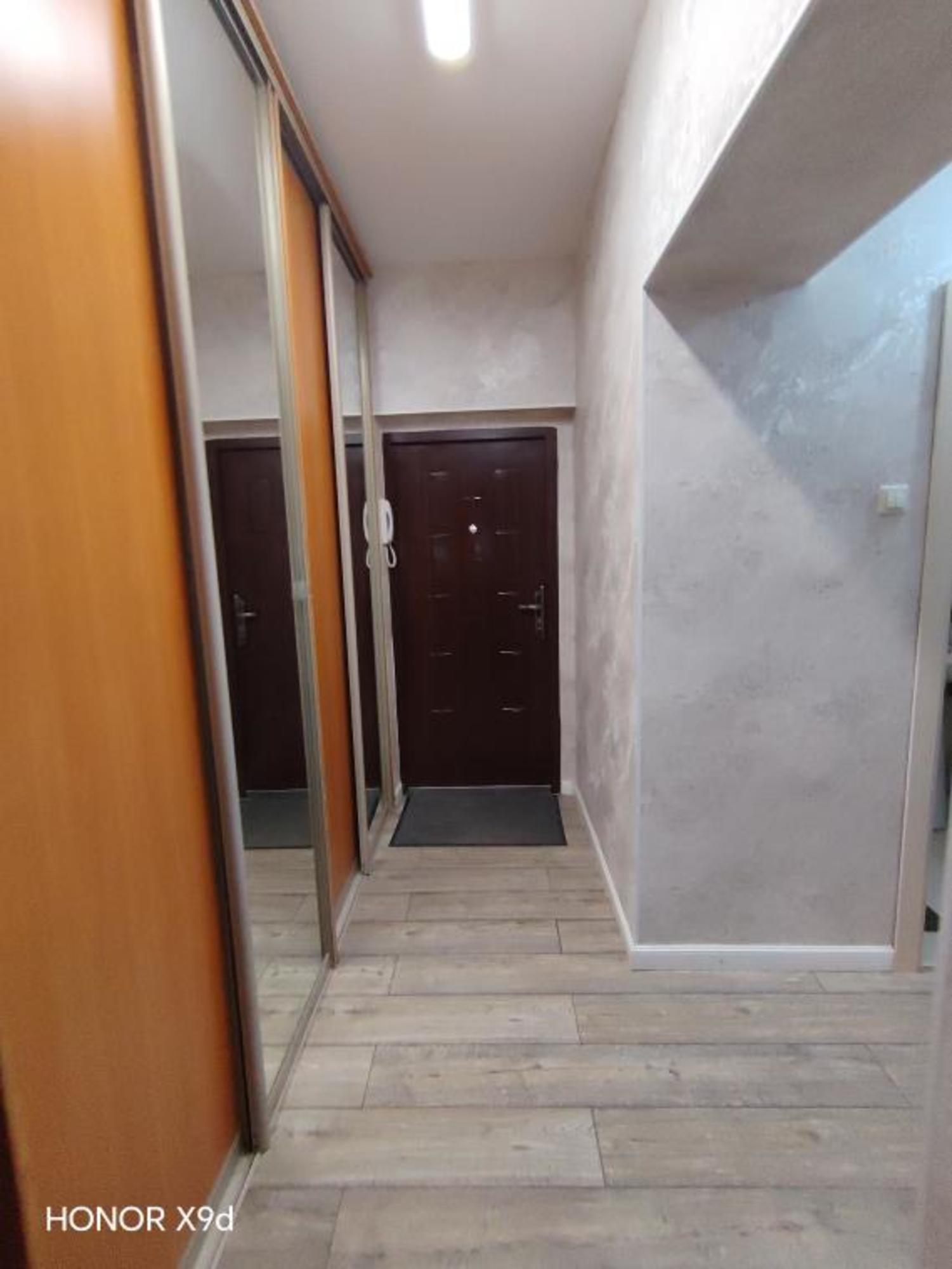 Купить квартиру за 9 450 000 рублей на Кузьмина, 32/4