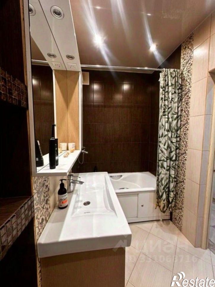 2-комн квартира улица Дзержинского, 34/2,  д. 34/2