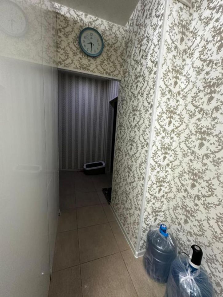 3-комн квартира 202-й микрорайон, 16