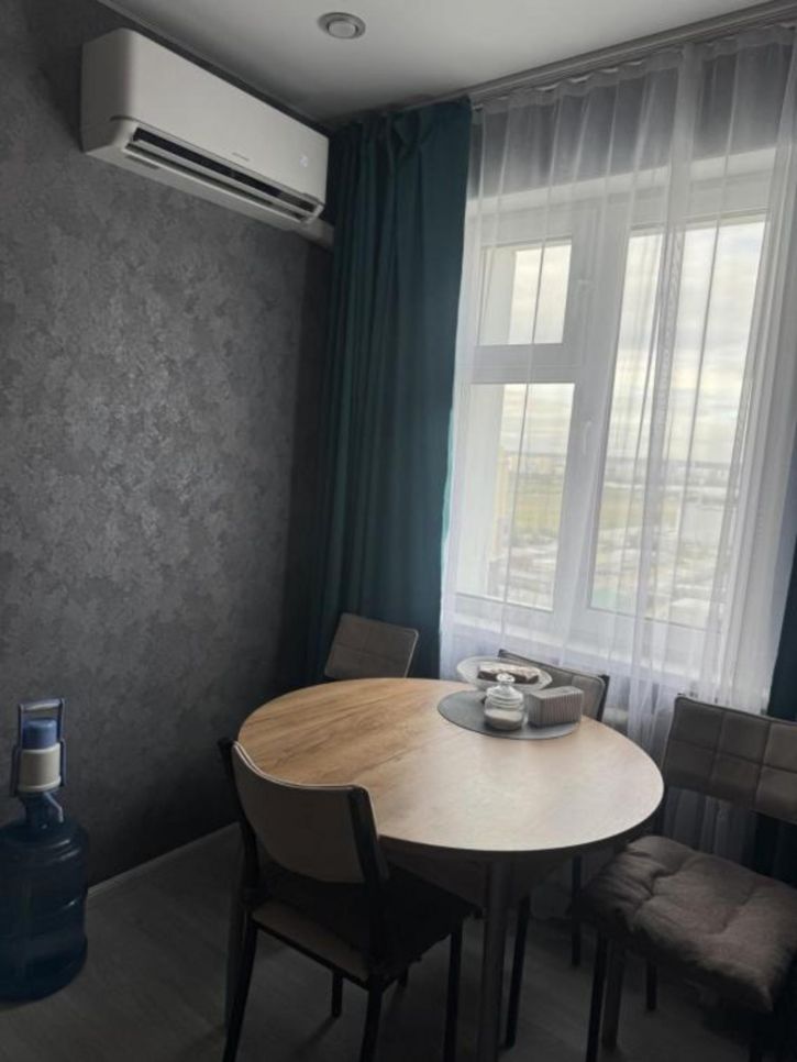 2-комн квартира Михаила Николаева пр-кт, 13/1д