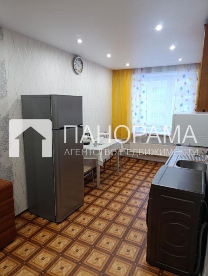 1-комн квартира Короленко, 17