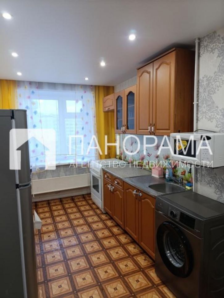1-комн квартира Короленко, 17