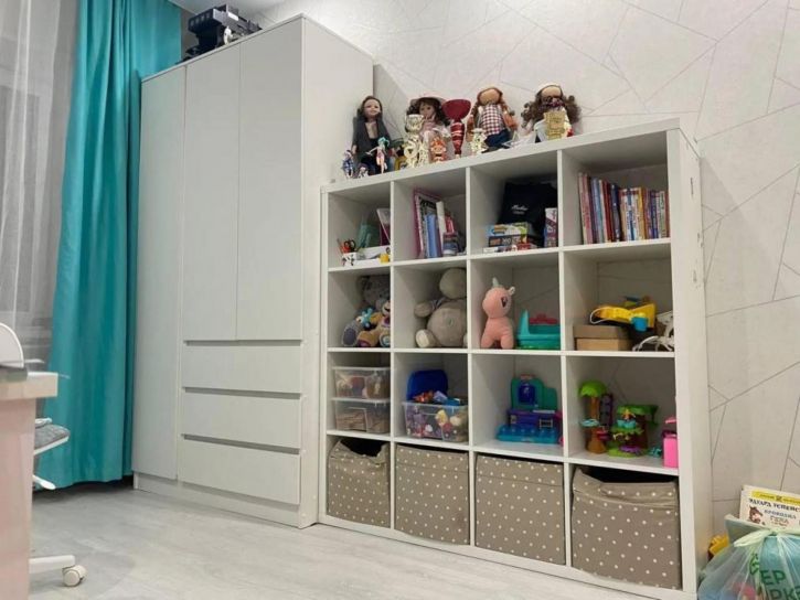 3-комн квартира Короленко, 7