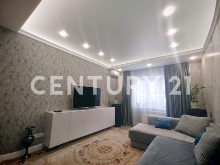 2-комн квартира 203-й микрорайон, 12
