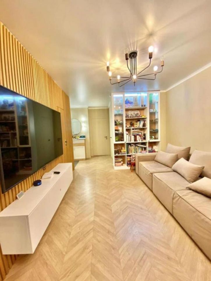2-комн квартира Чкалова, 2