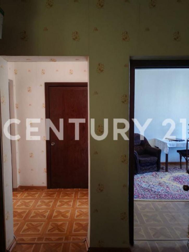 3-комн квартира 202-й микрорайон, 16